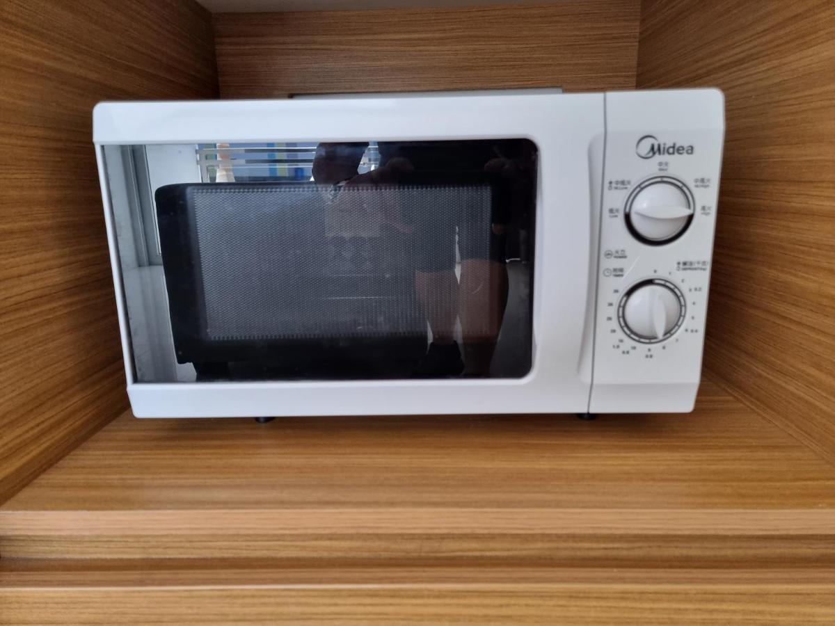 Chequers Suites Subic Bay Olongapo Esterno foto