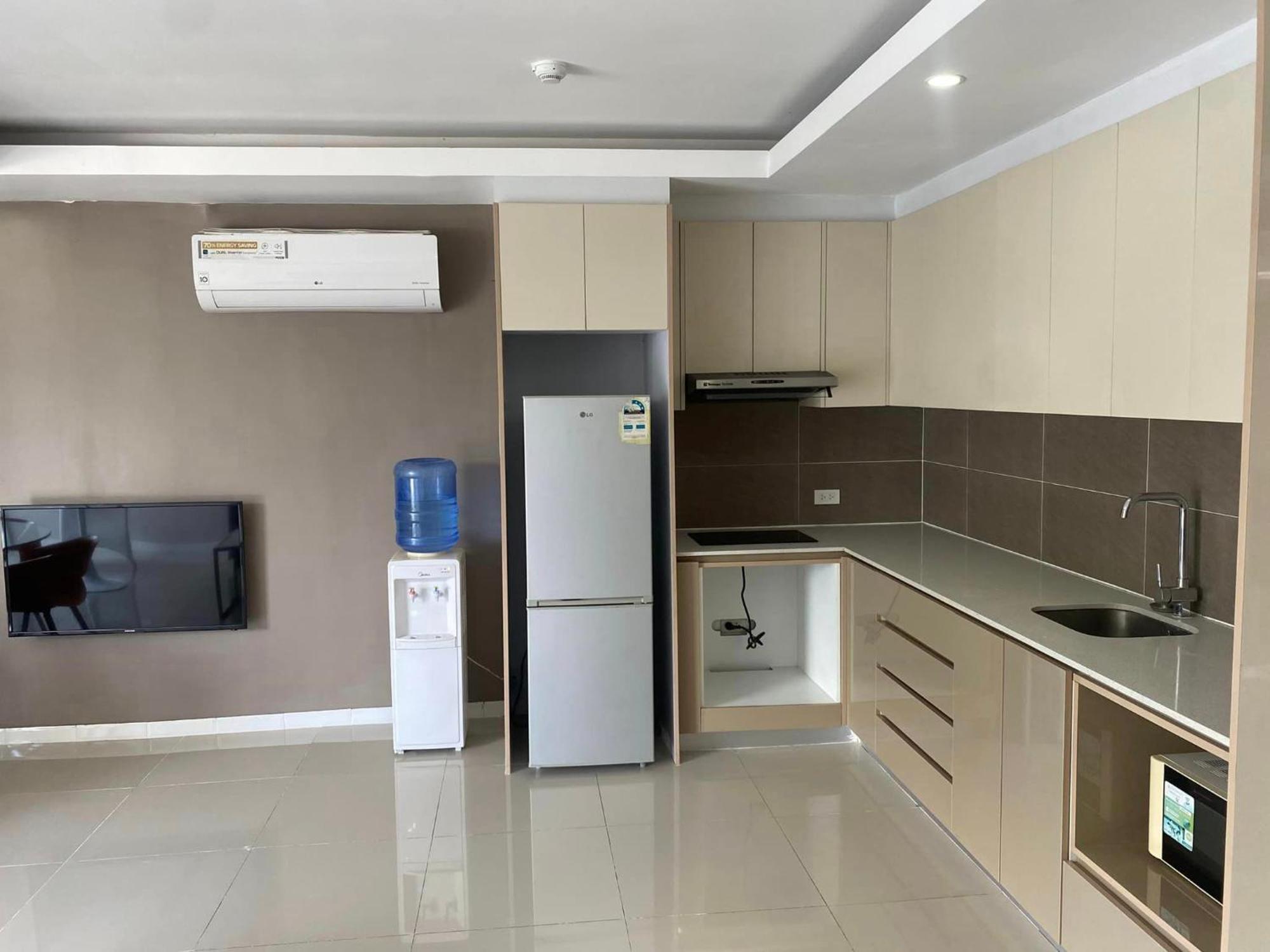 Chequers Suites Subic Bay Olongapo Esterno foto